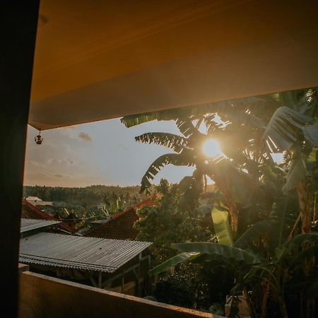 Prasi Sunrise Homestay Toyapakeh Dış mekan fotoğraf