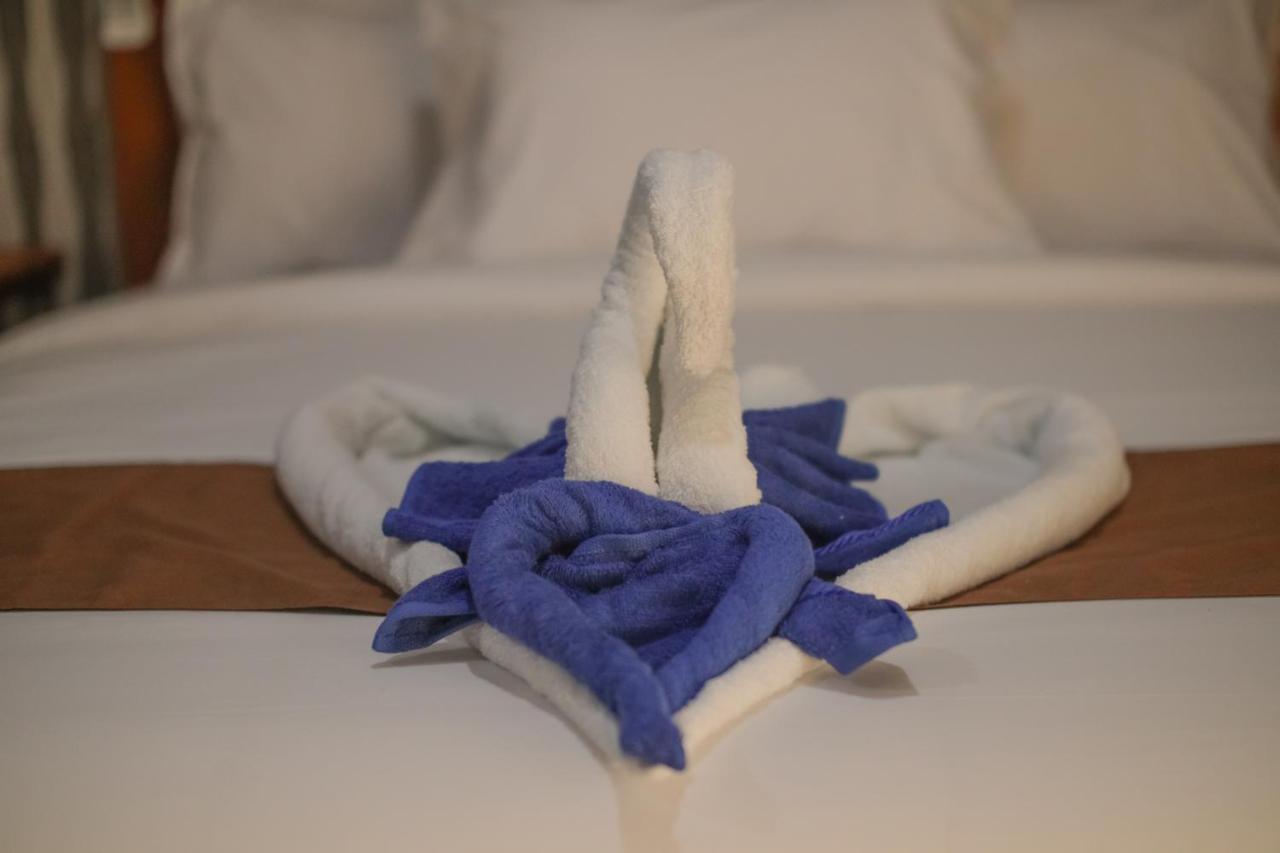 Prasi Sunrise Homestay Toyapakeh Dış mekan fotoğraf