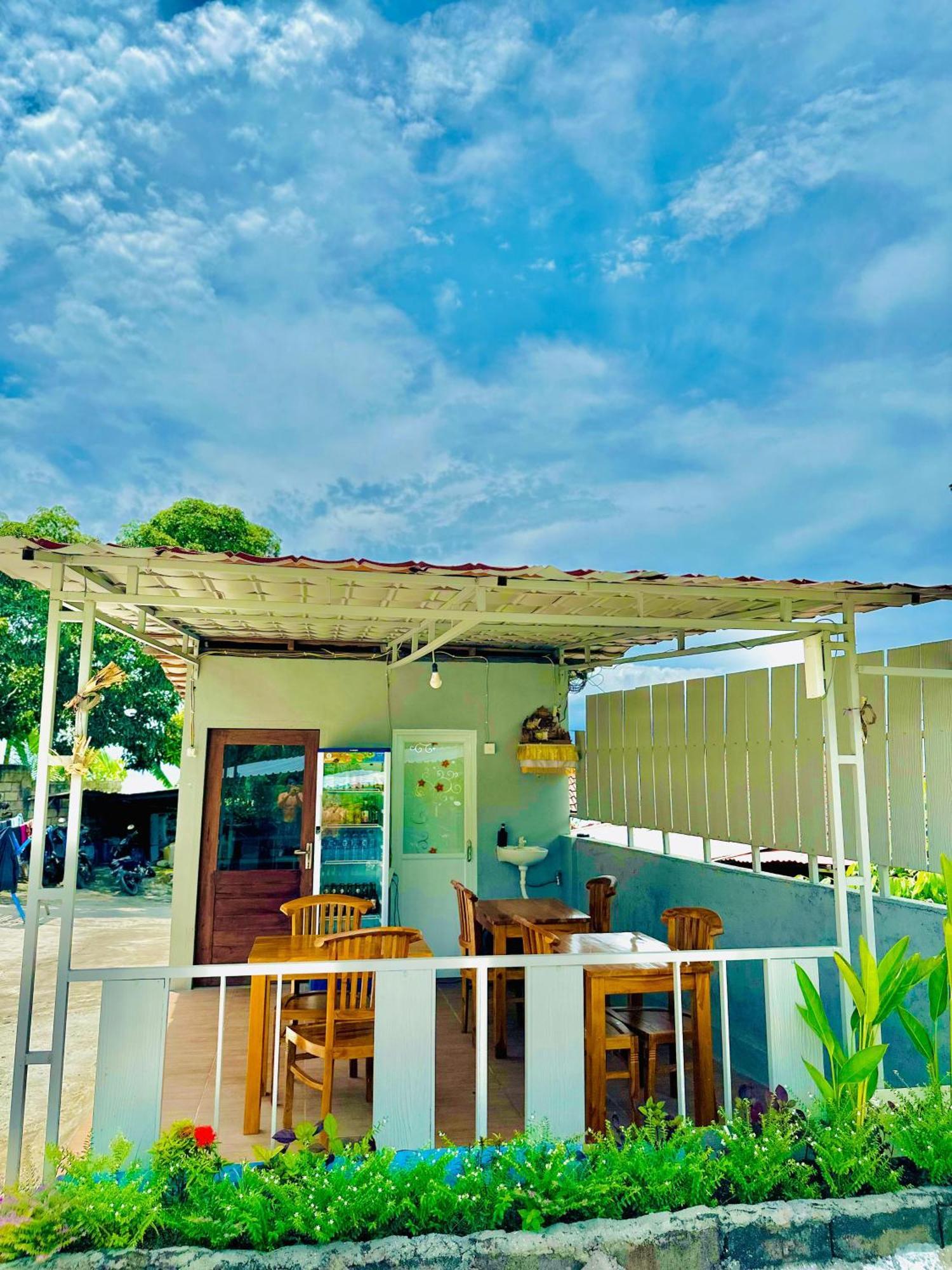 Prasi Sunrise Homestay Toyapakeh Dış mekan fotoğraf